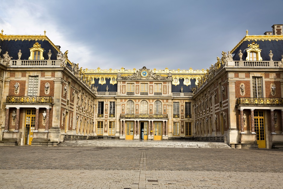 ヴェルサイユ宮殿を貸切 そんな夢のような体験ができる