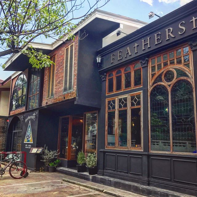 バンコクのお洒落カフェ「Featherstone Bistro Café & Lifestyle shop」