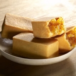 【5位：微熱山丘(ウェイラーサンチョウ)の「パイナップルケーキ」】 台湾でも珍しい「パイナップルケーキ」専門店の「微熱山丘」。MRT松山機場駅が最寄りの台北支店では、パイナップル本来の酸味を活かした「パイナップルケーキ」を求めて連日大盛況！