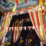 【Instagramより　yuibyon1108pさん/カンボジア】 It's a small temple in Kampung Cham, Cambodia People prayed for someone or something Cambodian temples similar to Thai temples, but these have also different point I like this place ?? * 村の小さなお寺に来ました タイと似てるけど違うところもあって面白い #Cambodia #kampongcham #temple #travel #かわいい旅 #コンポンチャム #カンボジア