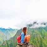 【aiai0311 さん/ペルー】exciting view! #mountainview #machupicchu #peru . ゾクゾクするような絶景が大好き！！！ 写真を見て、ハッと心が奪われるような。 「なんじゃここ？！」てなるような。 そんな場所を発見出来ると、絶対に行きたくて、行くために何とかしようとしてしまう。 だから、ひとり旅も行ったのです。 ...一緒に行く人おらんかったけど、どうしてもその景色が見たかったもんで...（笑） . この好奇心と行動力は、いったいどこから来るのか... 自分でも謎（笑） いろいろと、自分のことを分析してみようと思う。 ...そんなお年頃の30歳の今日この頃。#え photo by @manashika #マチュピチュ#山#絶景#ペルー
