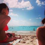 【hitohitomi_n さん】 ぴーかん(о´∀`о)? #女子旅 #二人旅 #ハワイ #飛行機苦手 #１日目から貧血 #Waikiki #waikikibeach #hawaii #タビジョ