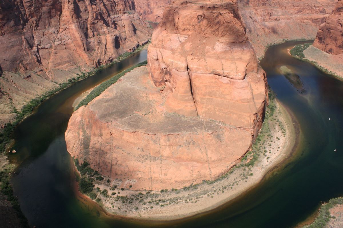 ランキング1位「ホースシューベンド」へ！ラスベガスでフォトジェニックな旅を楽しもう！
