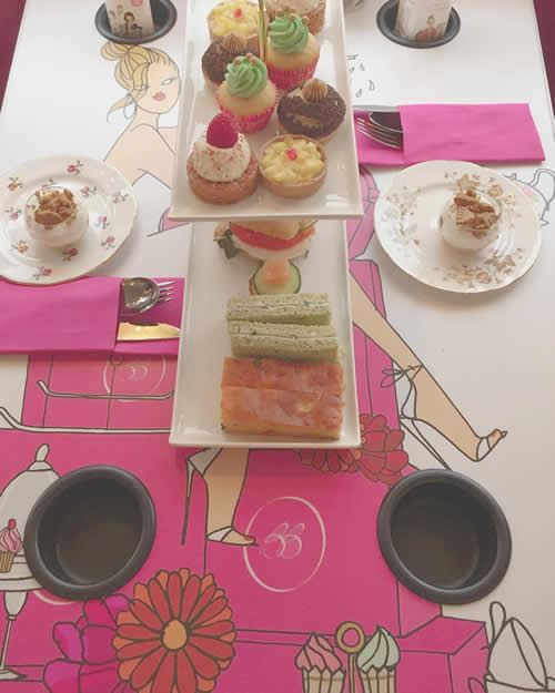 イギリスのフォトジェニックスポット4位:アフタヌーンティー・バス イギリスのフォトジェニックスポット4位:アフタヌーンティー・バス