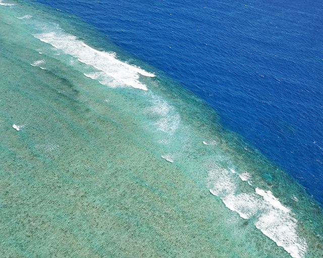 グレートバリアリーフ　ヘリコプター体験