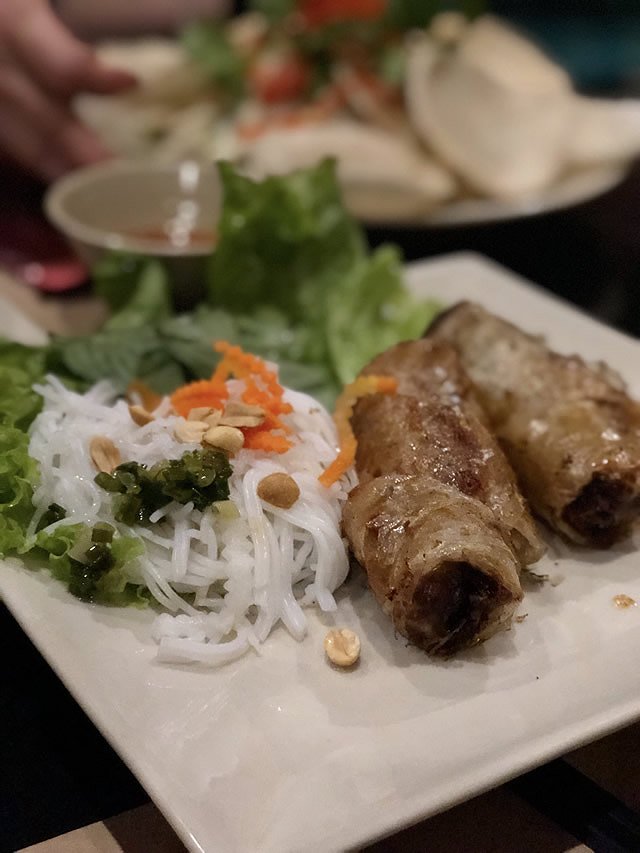 ベトナム・ホーチミン　レストラン「ニャ・ハン・ゴン」