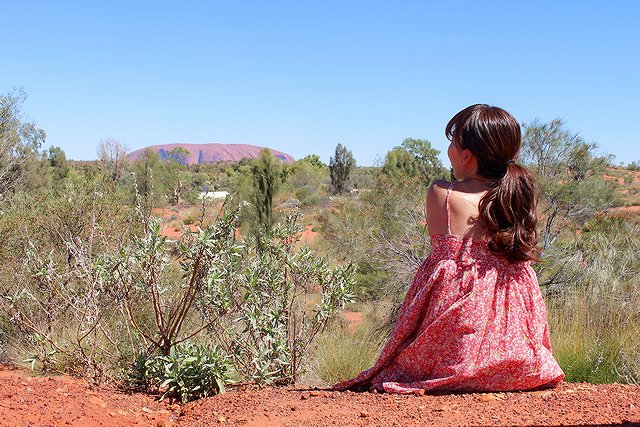 オーストラリア エアーズロック　ホテルの展望台からの景色