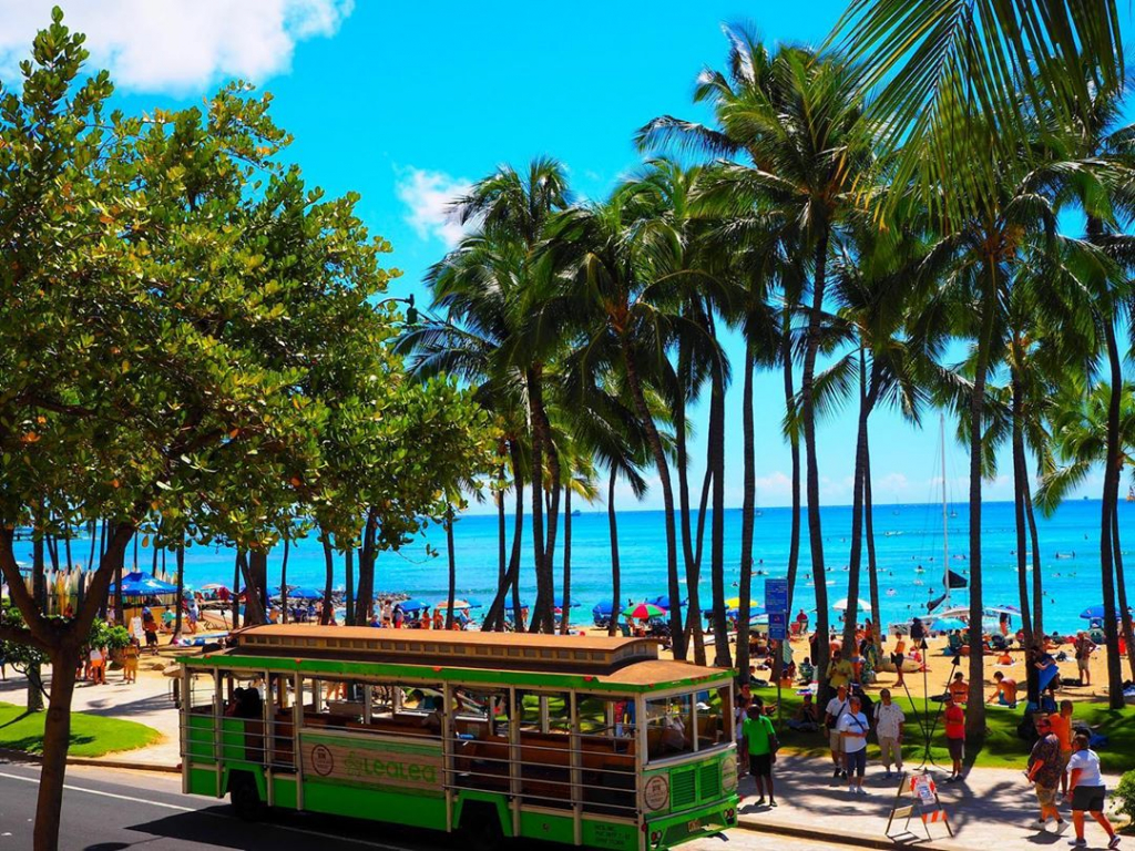 カラカウア通り