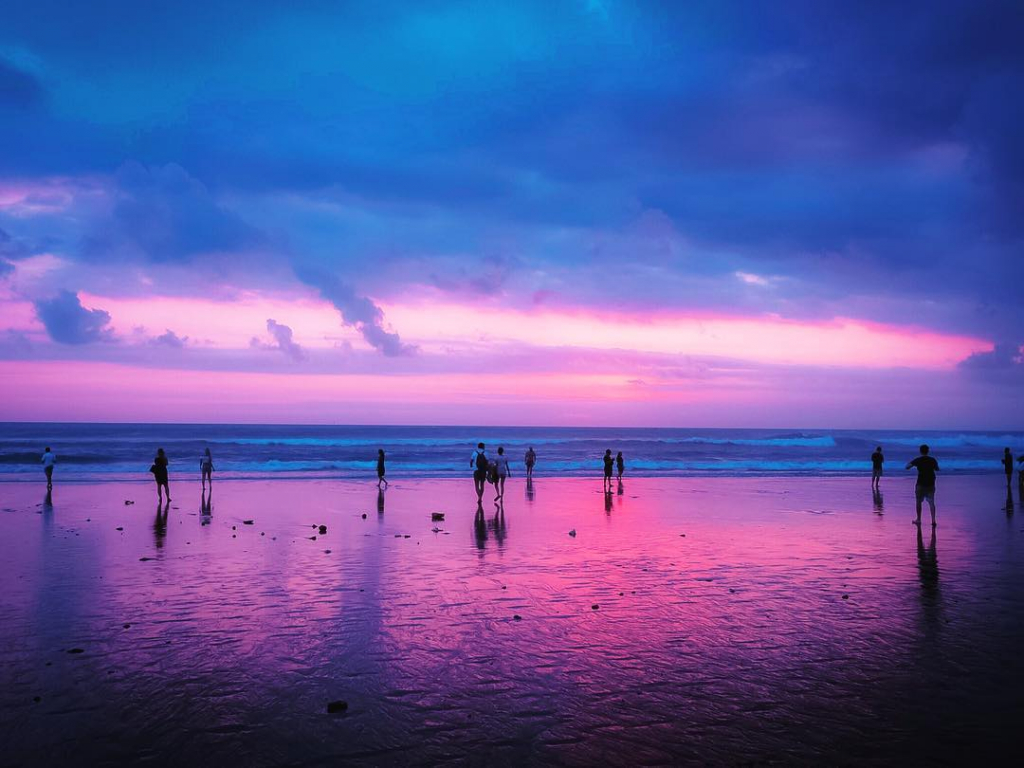 ダブルシックスビーチ