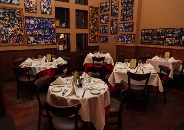 フランキー&ジョニーズ ステーキハウス