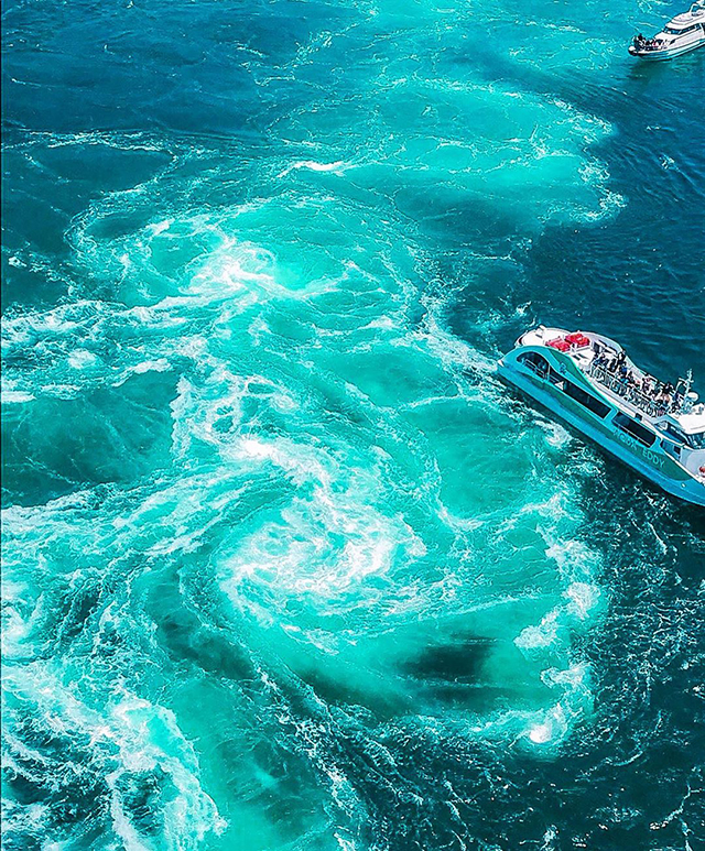 鳴門海峡 渦の道