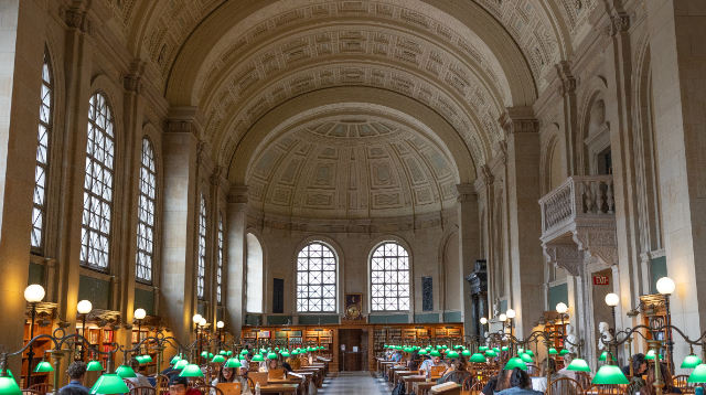 新しいアメリカを探すなら、歴史あるこの街を訪れてみよう！