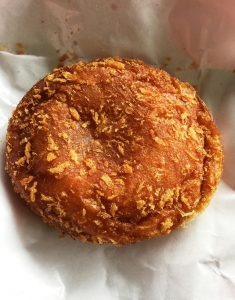 宮城県 松島　パンセの牡蠣カレーパン